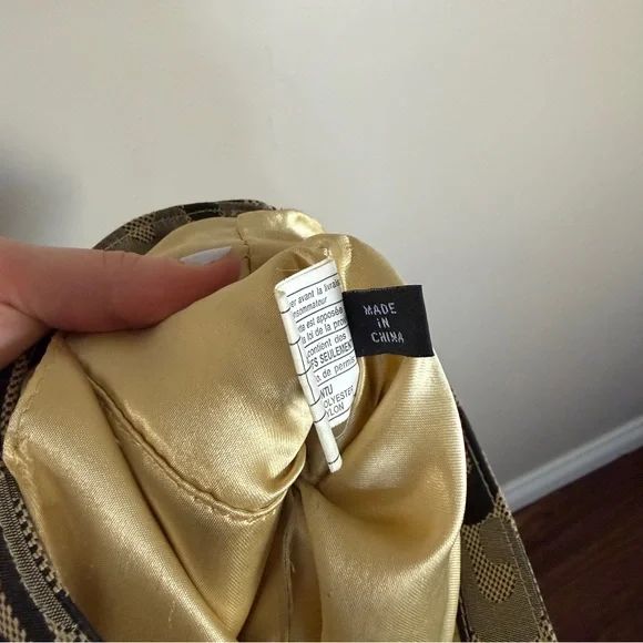 Guess vintage y2k monogram shoulder bag - Picture 10 of 13